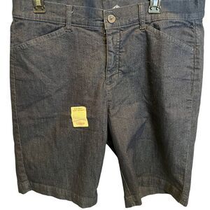 NWT t. John's Bay Women's 16 Secretly Slender Denim Bermuda Shorts Dark Wash